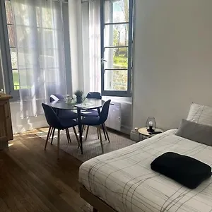  Appartement Harmonie N 2 Meuble Avec Petit Dejeuner
